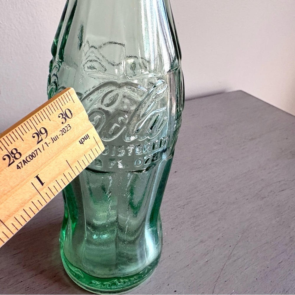 VTG Coca-Cola Coke Soda Light Green Embossed Glass Bottle Wilmington DE Retro - Picture 8 of 10